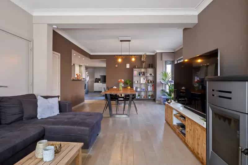 Huis te koop Sint-Eloois-Winkel: 3 slaapkamers, loods 300m²