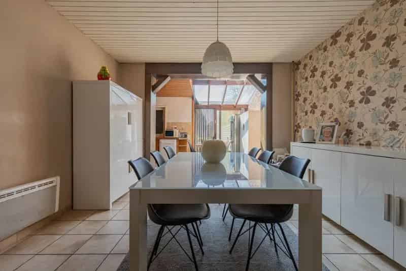 Ruime Renovatie Woning Met Tuin
