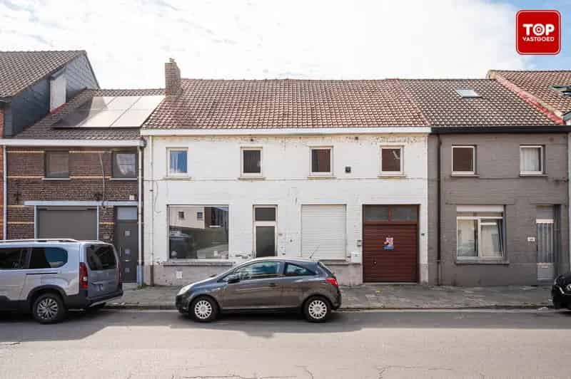 Koppelwoning te koop in Eeklo: Appartement en woning