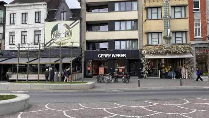 Handelspand te huur Grote Markt Roeselare 400m²