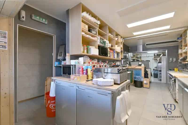 Handelspand met Woonst te Koop Oudenaarde Stationsplein