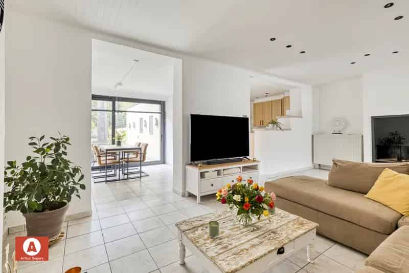 Huis te koop: Instapklare woning 231m² met 4 slaapkamers en garage