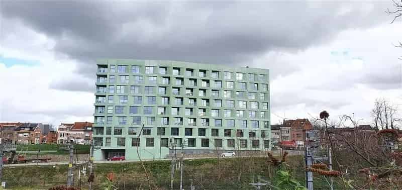Recent gebouwde open staanplaatsen Volledige aanbod