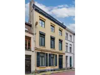 Herenhuis te Gent 6 slaapkamers grote tuin