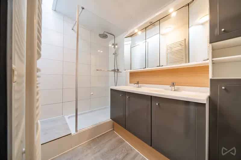 Appartementsgebouw 4 slaapkamers Gembloux - Investering