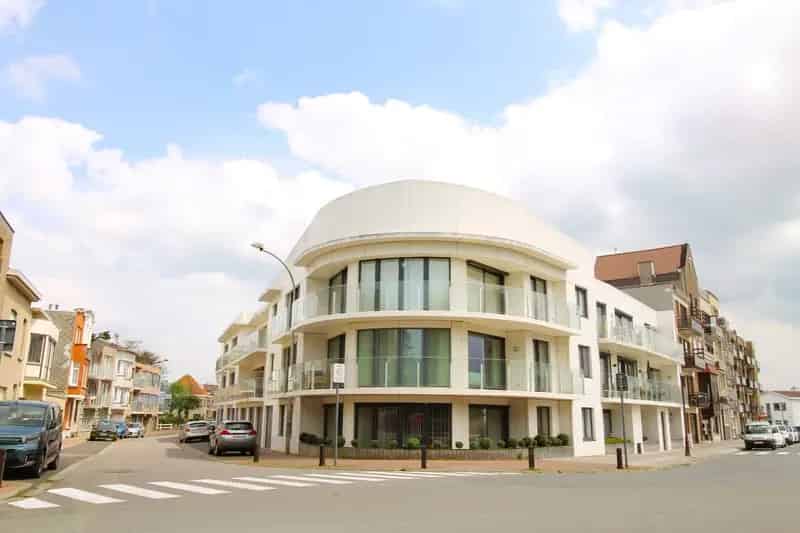 Garage te Wenduine Nabij Centrum