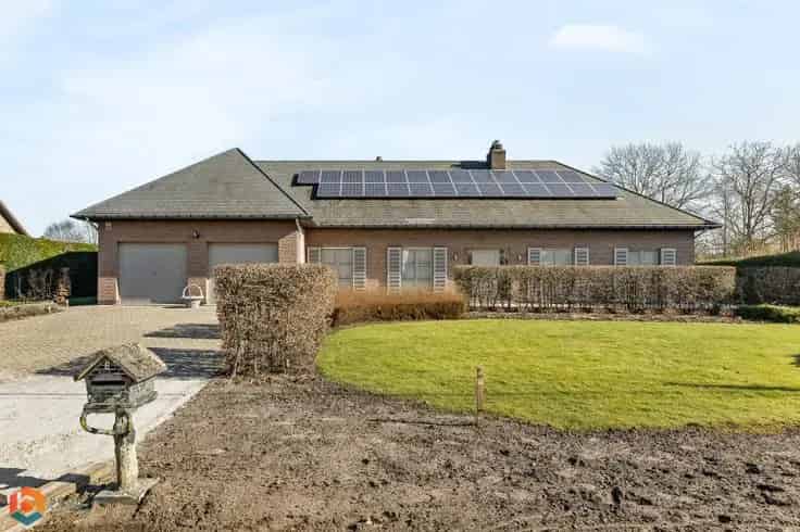 Huis Te Koop OLV-Waver 5 Slaapkamers 1983m²