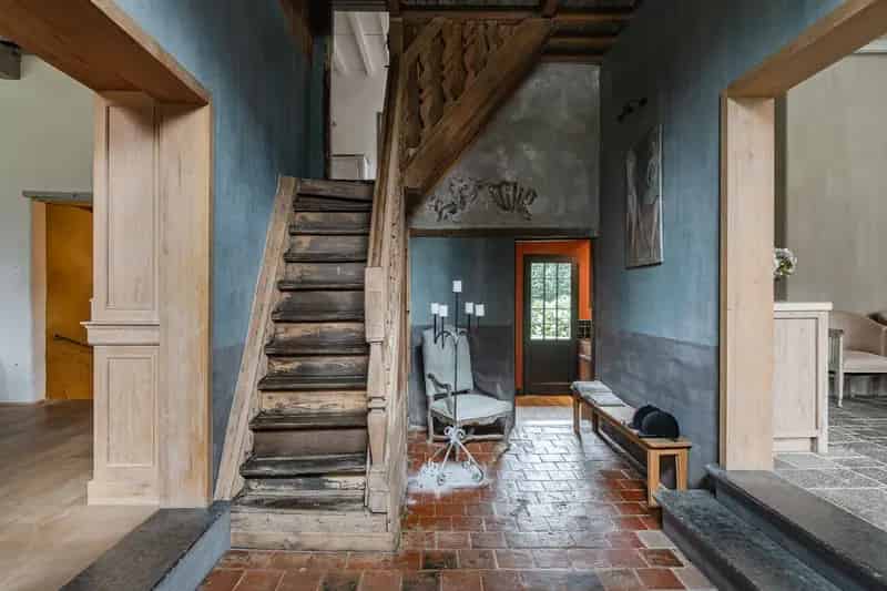 Historische Hoeve met Bijgebouwen
