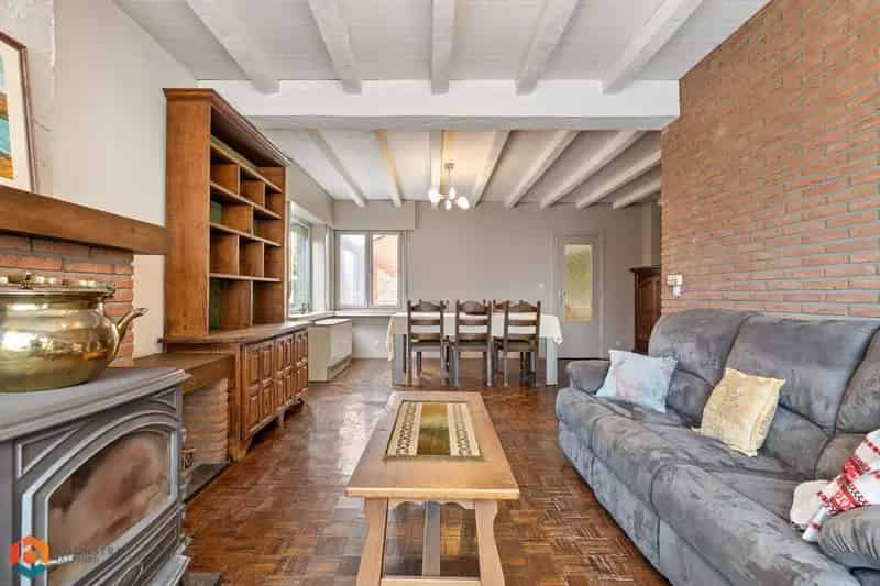 Woning met 3 slaapkamers en dubbele garage te Lier