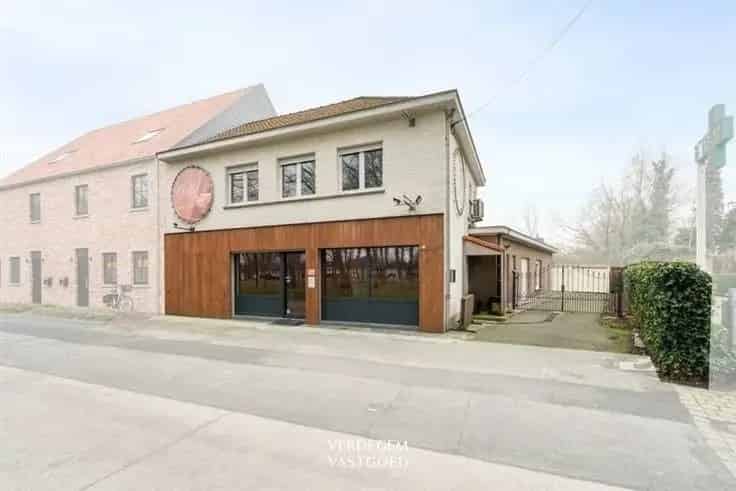Huis Te Koop Doornzeledries: Wonen en Werken Gecombineerd