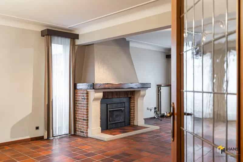 Appartement te huur Edegem 228m² 4 slaapkamers groot terras