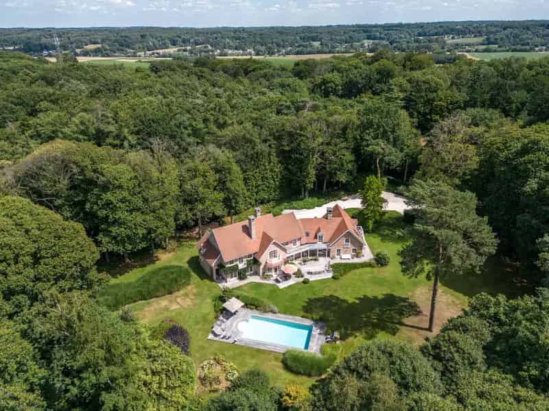 Luxe Villa te Waver 617m² 5 slaapkamers Zwembad