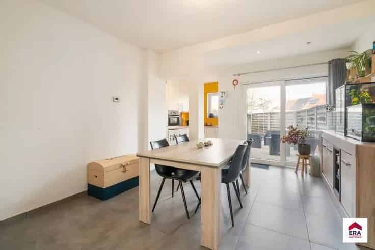 Huis Te Koop Tielt: Gerenoveerde Woning 2 Slaapkamers