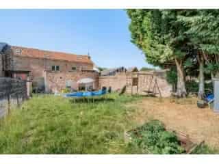 Huis te koop Remicourt - Ruime woning met 5 slaapkamers en tuin