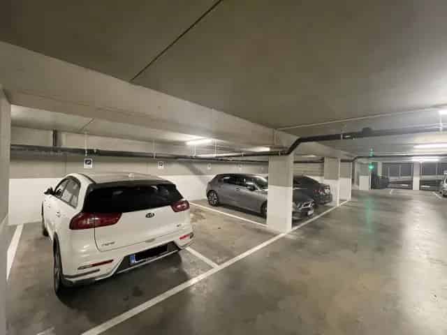 5 Parkeringen te Koop Anderlecht Nabij Station West