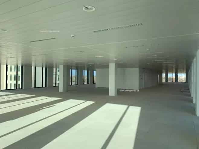 Nieuwbouw Kantoor Gent 435m² te Huur Nabij R4