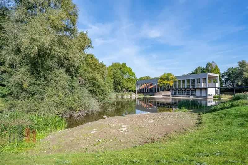 Kantoorgebouw te koop Roeselare - Toplocatie R32