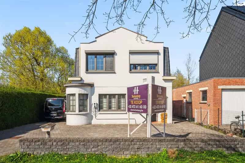 Huis te koop in Bonheiden met 4 autostaanplaatsen