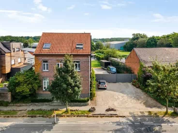 Statige Woning te Koop Bornem