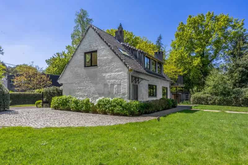 Charmante woning 6000m2 natuur