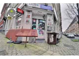 Handelspand te Huur Etterbeek 70m²