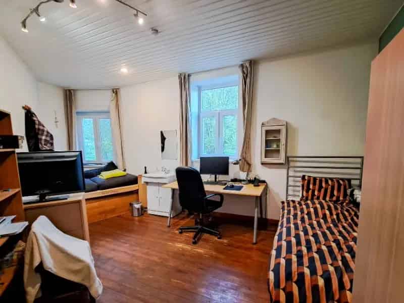 Studentenkamer UZ Gent - Gemeubileerd - Nabij Tram en Supermarkt