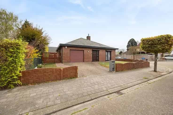 Huis Te Koop Kapellen: Instapklare Villa 168m²