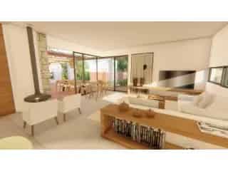 Huis te koop Aisemont RBT81932 3 slaapkamers 2 badkamers zwembad