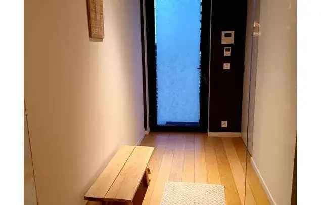 Huur 2 slaapkamer appartement van 90 m² in Anderlecht