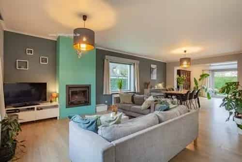 Villa te koop Laarne 4 slaapkamers grote tuin zwemvijver