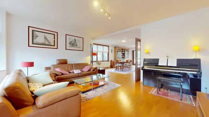 Huis te Wezembeek Oppem 297m² 5 slaapkamers tuin garage