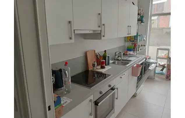 Huur 3 slaapkamer appartement in Schaerbeek - Schaarbeek