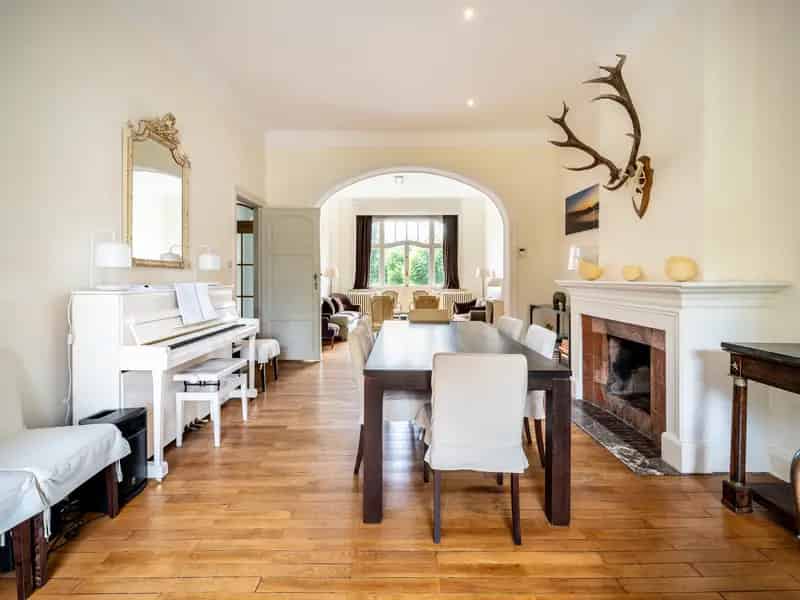 Herenhuis te renoveren Ukkel 450m²