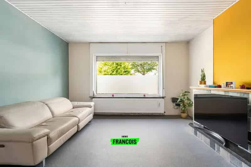 Huis te koop Mariakerke: Instapklare woning met 3 slaapkamers en tuin