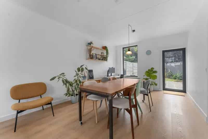 Huis te koop Roeselare: 4 slaapkamers, moderne keuken, tuin