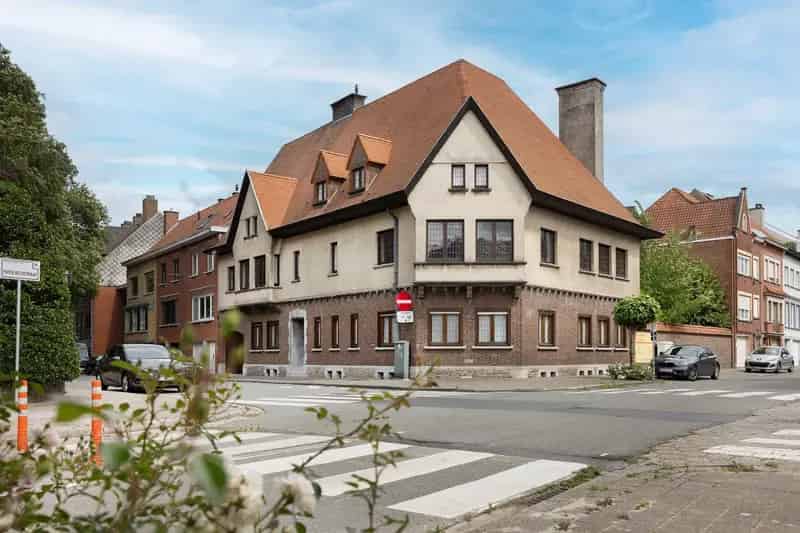 Karaktervolle Eigendom Centrale Residentiële Ligging