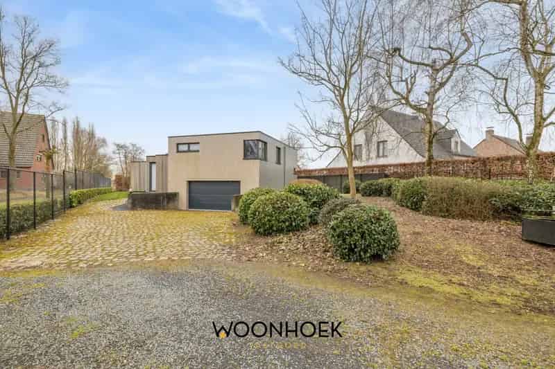 Architectenvilla nabij Domein De Ster