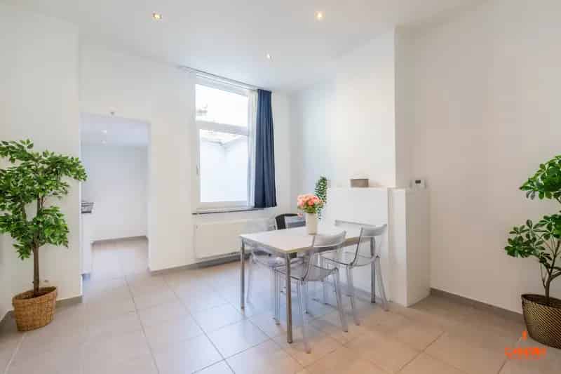 Huis te Koop Gent: Moderne Stadswoning Nabij Centrum