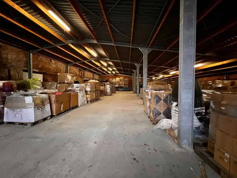 Opslagruimte 635 m² Ieper