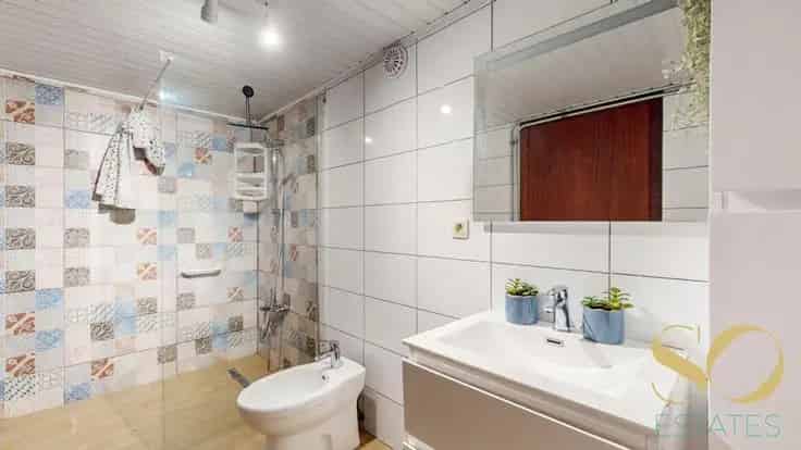 Appartementsblok 3 Units Te Koop Sint-Bonifaasplein