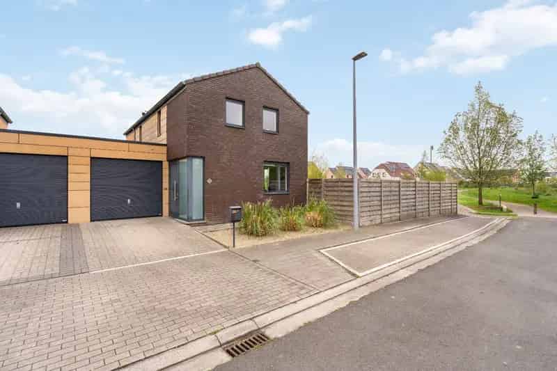 Huis te huur Ruislede 4 slaapkamers tuin garage instapklaar