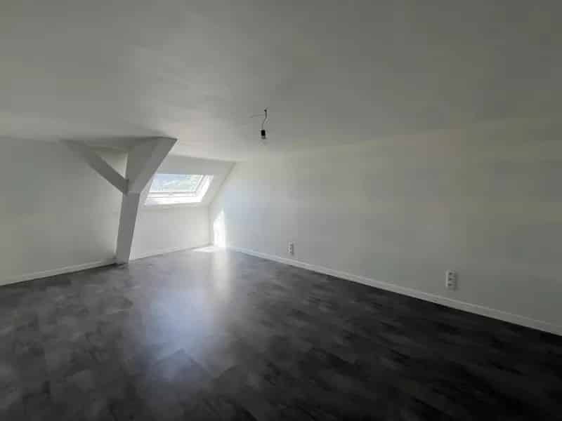 Huis te huur Kruisem: 6 slaapkamers, gerenoveerd, EPC B