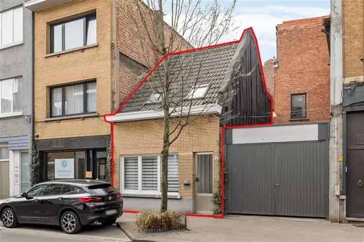 Huis Te Koop Antwerpen Garage Bouwgrond 3 slaapkamers