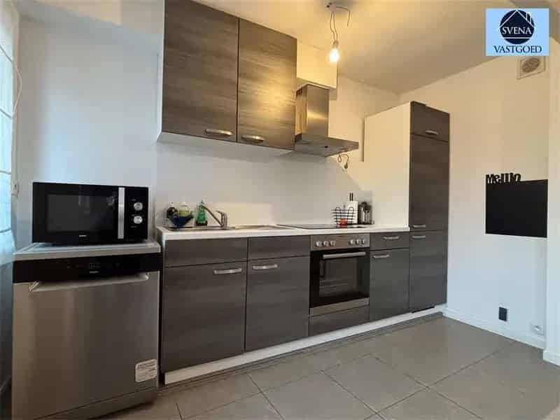 Gerenoveerde woning 3 slaapkamers terras
