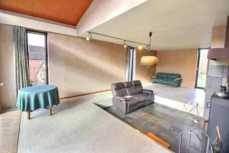 Moderne Villa Jaren 80 Membach