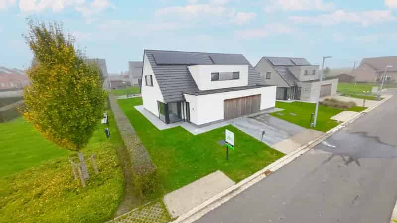 Huis te huur Nieuwkerke: Recent 3 slaapkamers, garage, tuin
