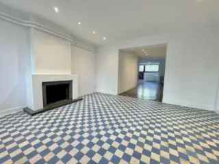 Kantoorruimte te Huur Elsene 80m²