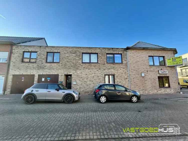 Koop huis handelspand met 2 appartementen en 2 garages