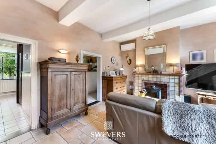 Authentieke Hoeve Borgloon 720m² 7 Slaapkamers 3 Badkamers
