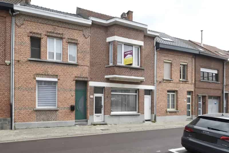 Huis te huur Zwijndrecht 193m² Grote Tuin Te renoveren